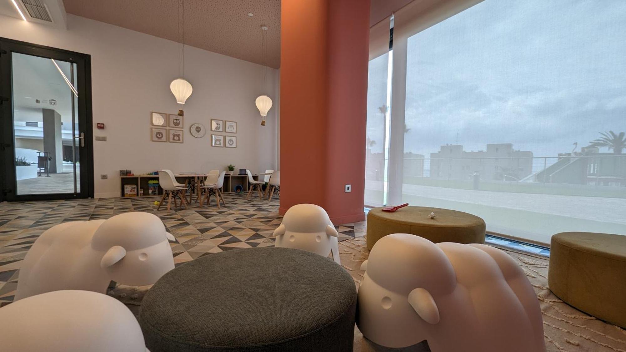 Sunset Cliffs Sea View Apartments 베니돔 외부 사진